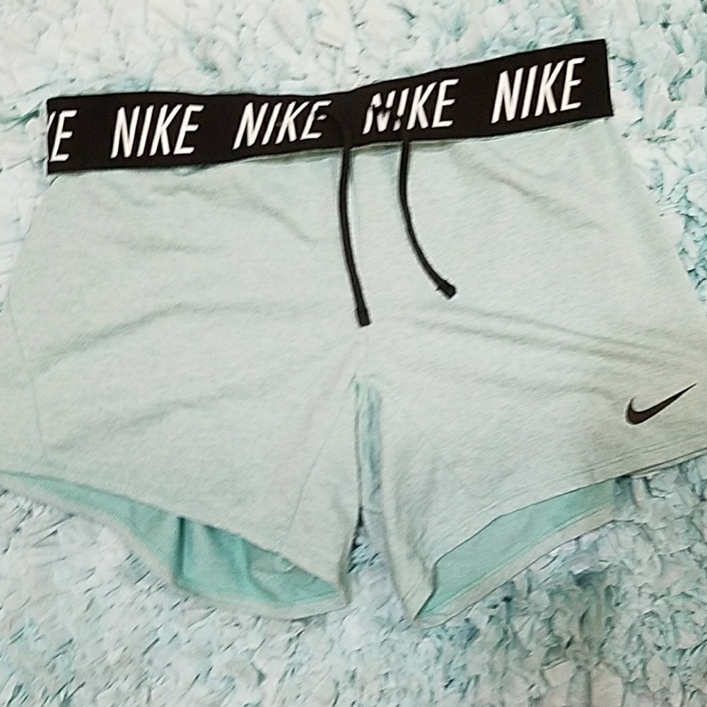 Nike Dri-Fit Shorts Sizr Small - Picture 1 of 3